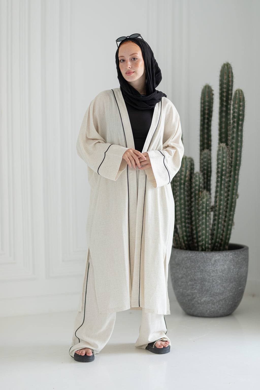 beige