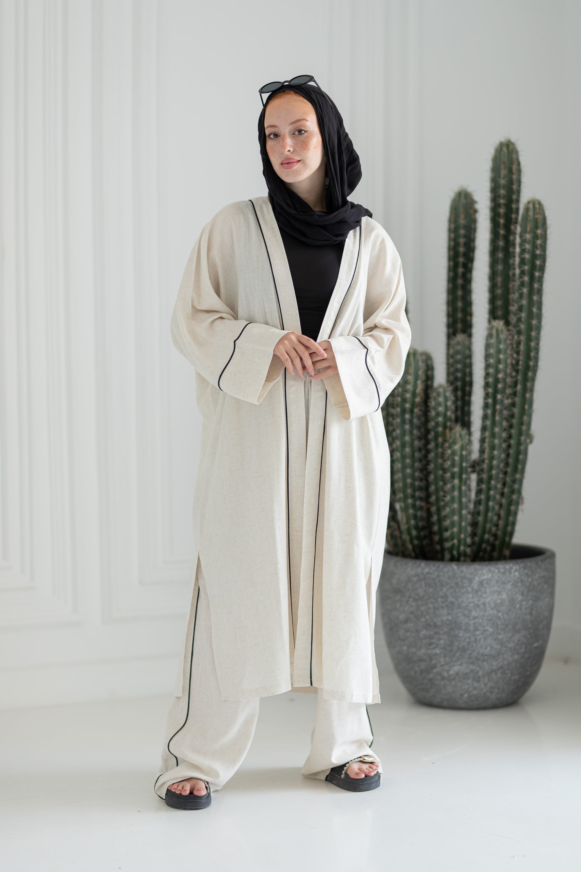 beige