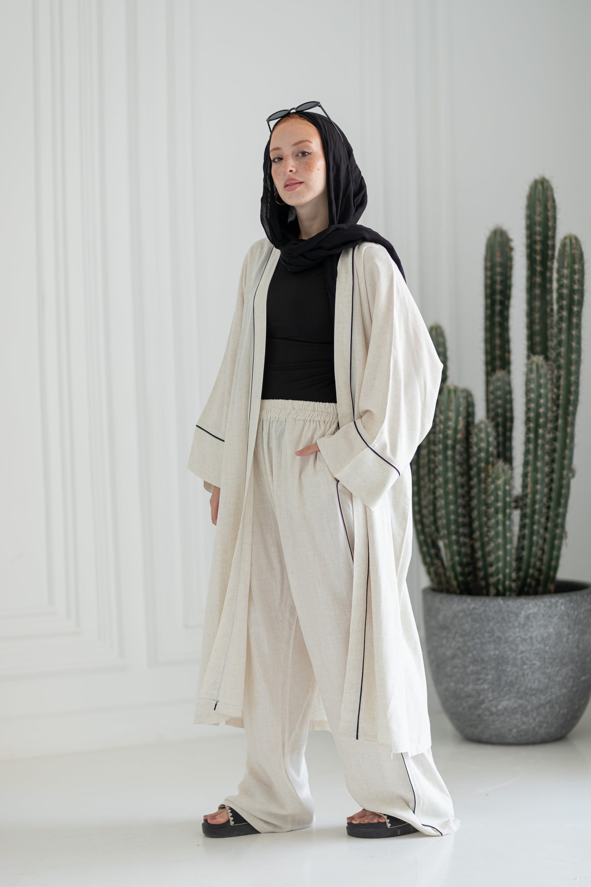 beige